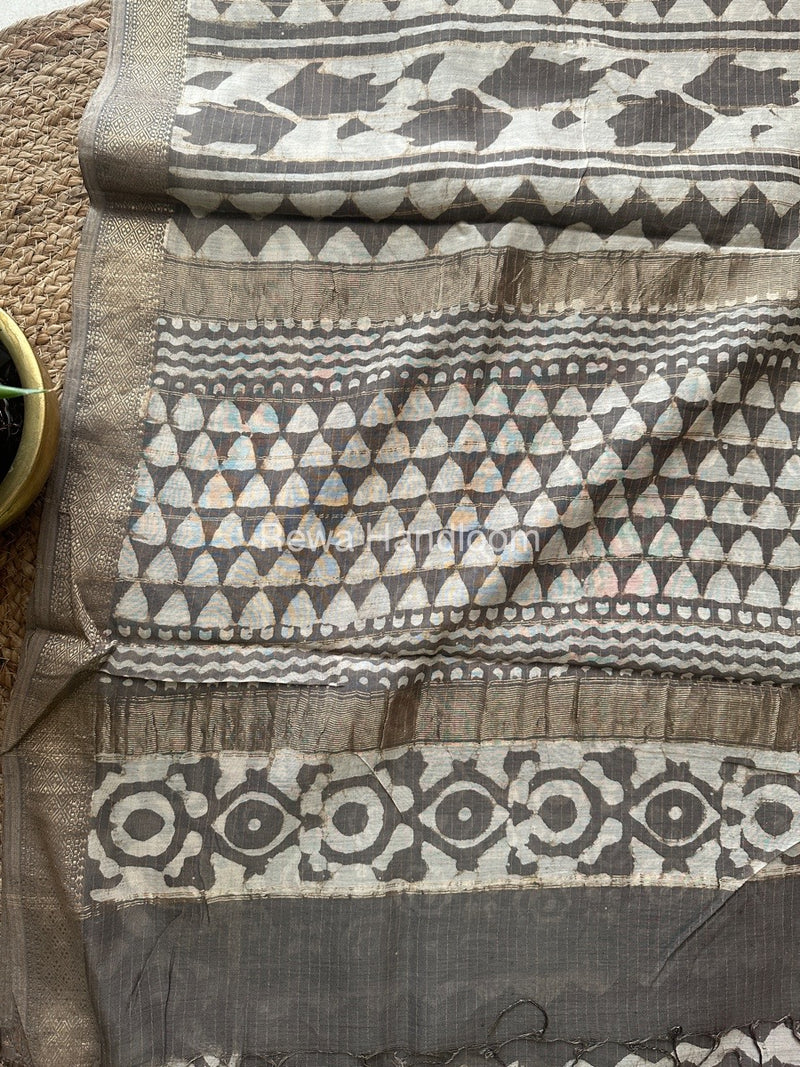 Grey Tissue Lining Kashish Print Saree TKD01