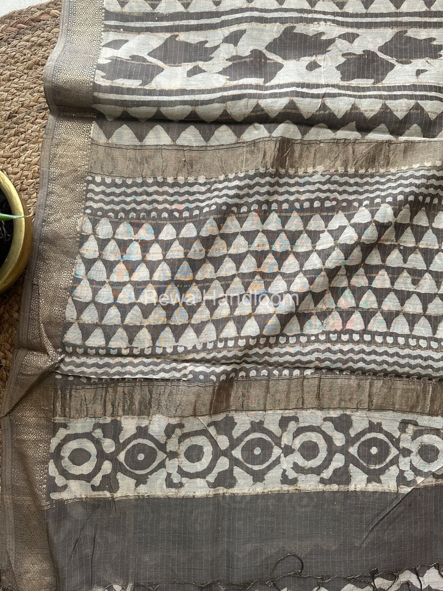 Grey Tissue Lining Kashish Print Saree TKD01