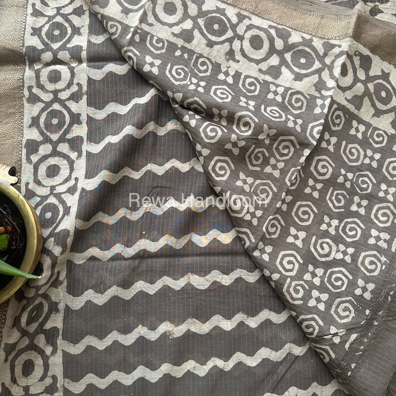 Grey Tissue Lining Kashish Print Saree TKD01