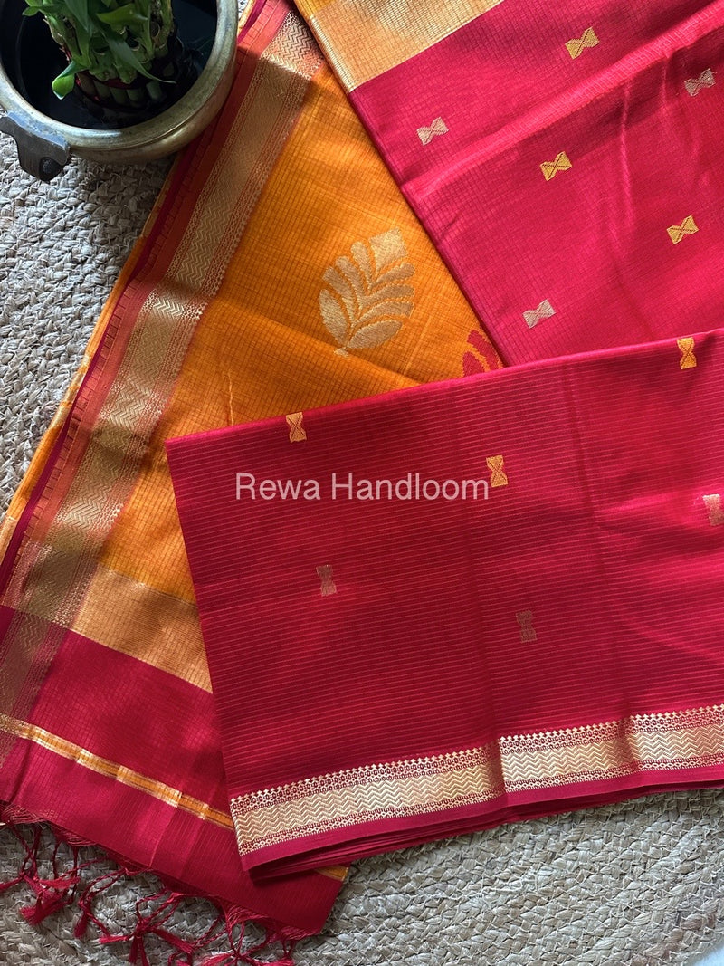  Butta Pallu Zari Border Maheshwari Saree