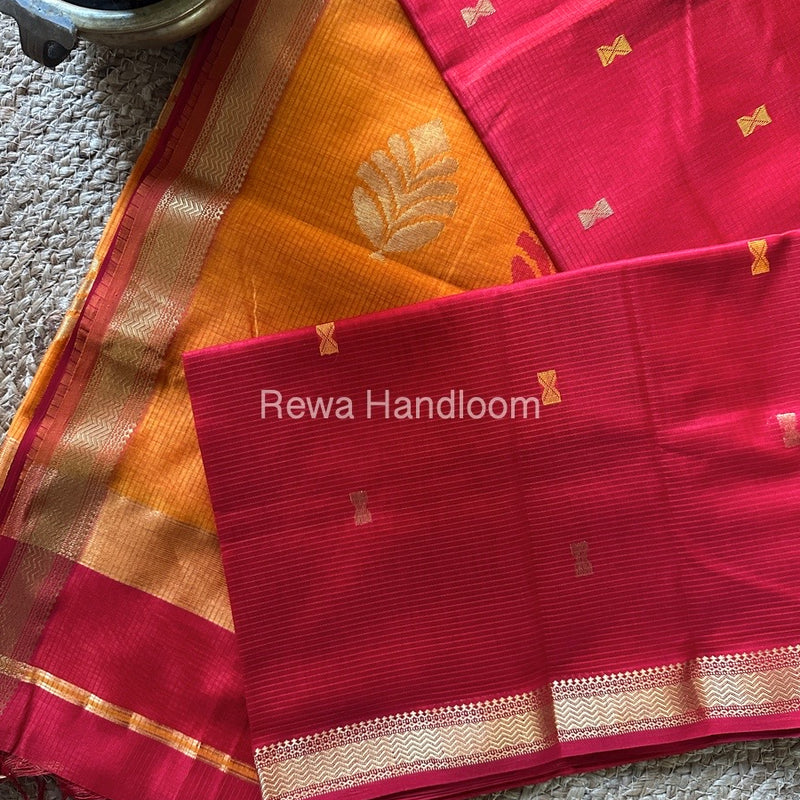  Butta Pallu Zari Border Maheshwari Saree