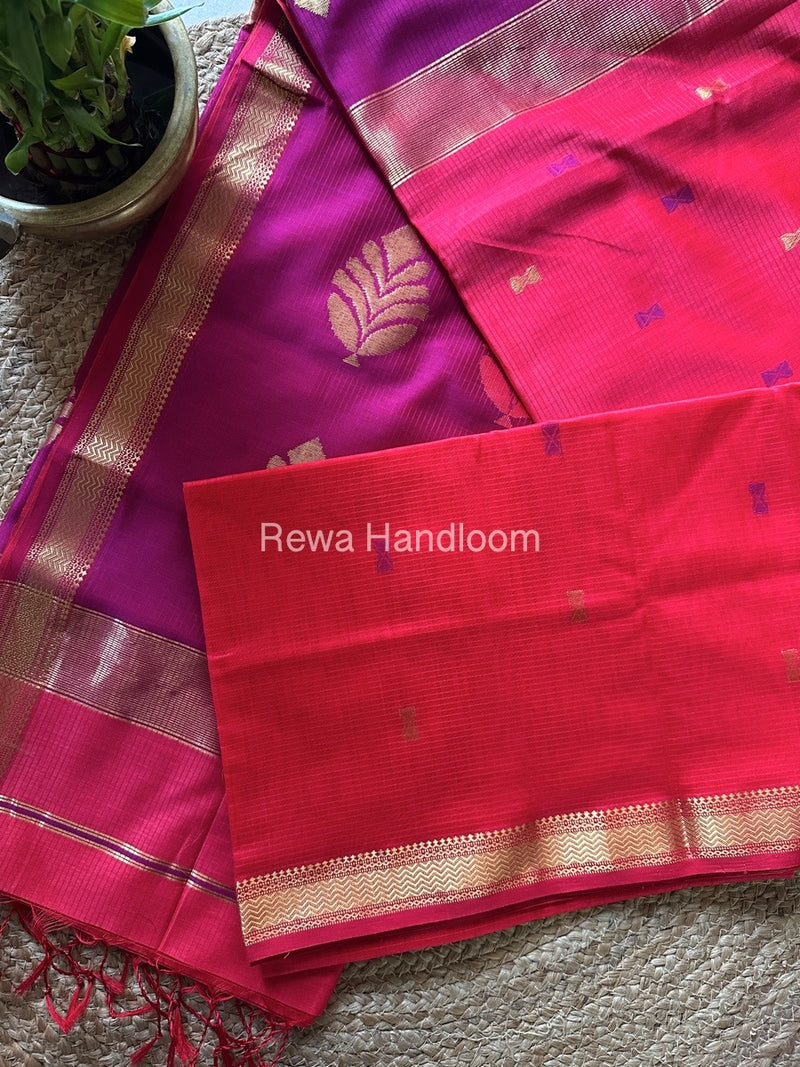  Butta Pallu Zari Border Maheshwari Saree