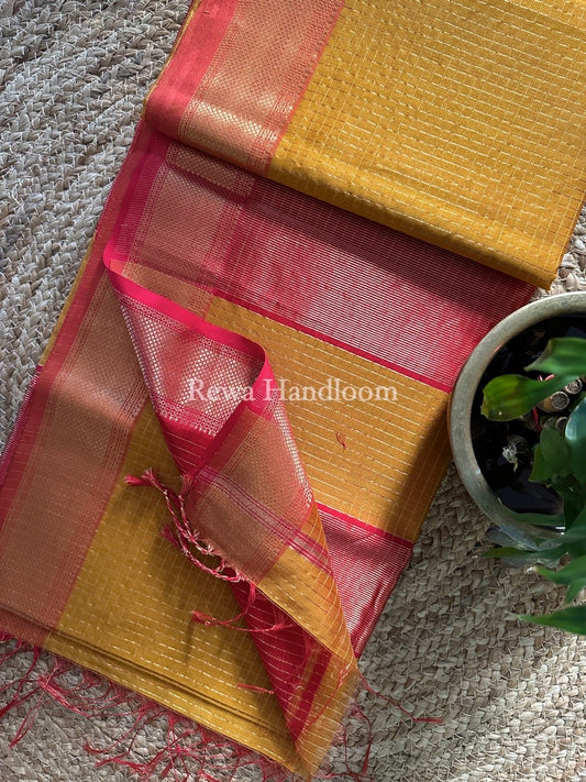 Maheshwari Zari Checks Saree
