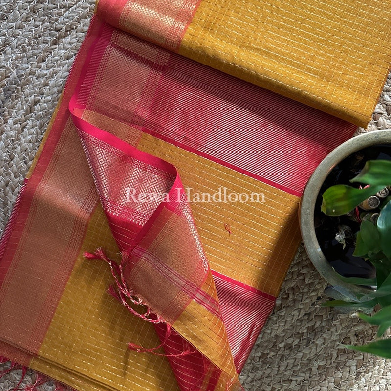 Maheshwari Zari Checks Saree