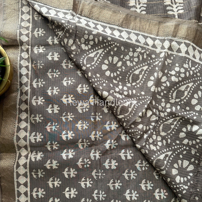 Grey Tissue Lining Kashish Print Saree TKD03