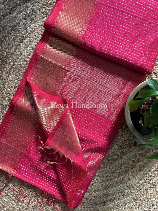Maheshwari Zari Checks Saree