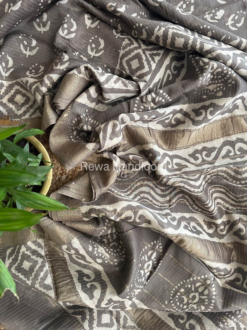Grey Tissue Lining Kashish Print Saree TKD05