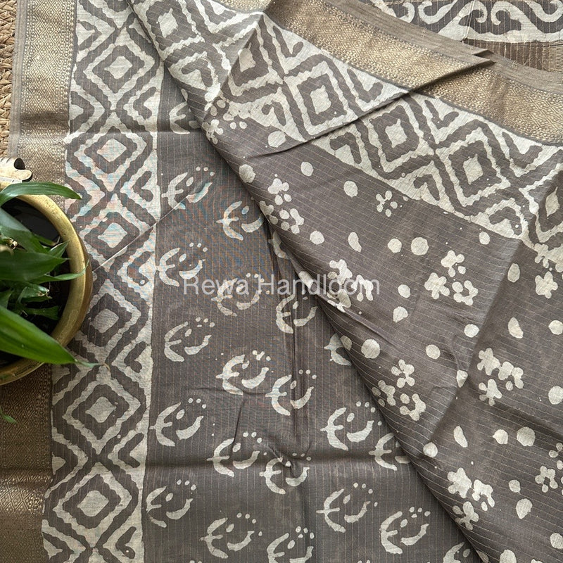 Grey Tissue Lining Kashish Print Saree TKD05