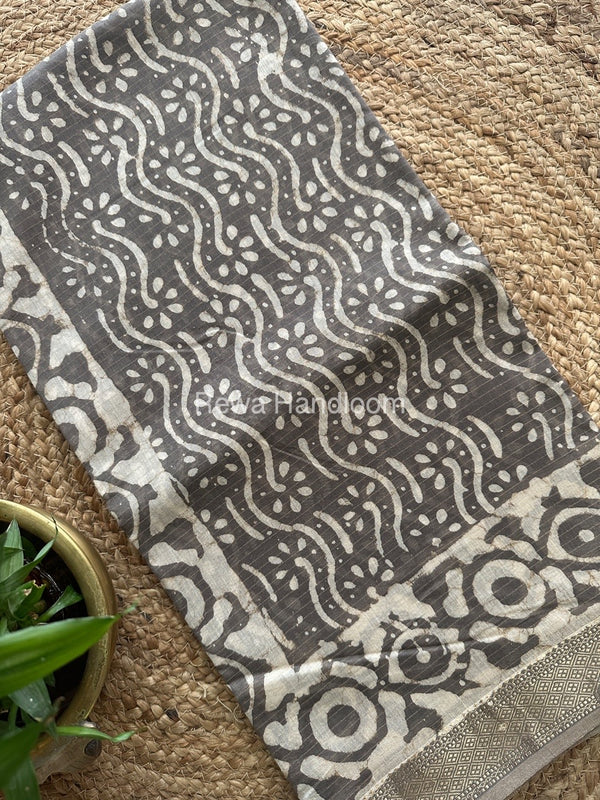 Grey Tissue Lining Kashish Print Saree TKD06