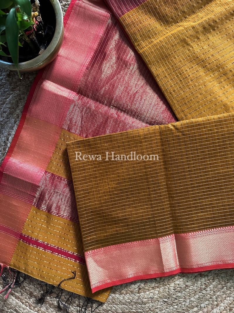  Zari Checks Saree