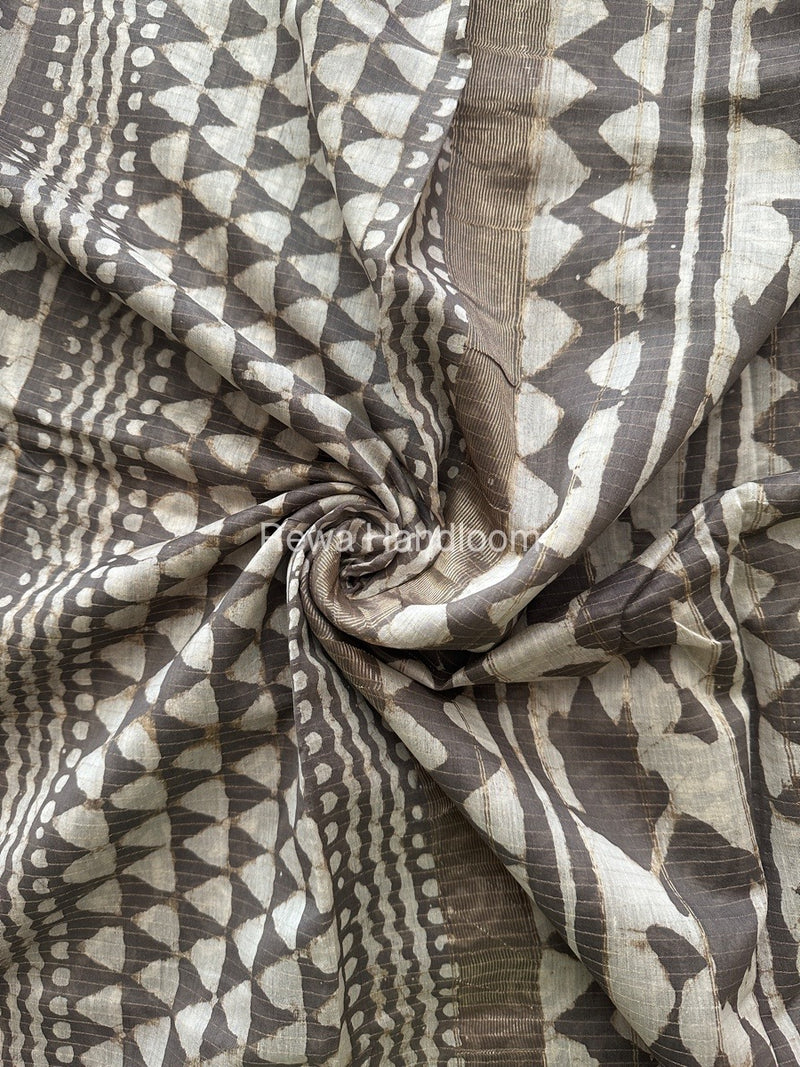 Grey Tissue Lining Kashish Print Saree TKD06