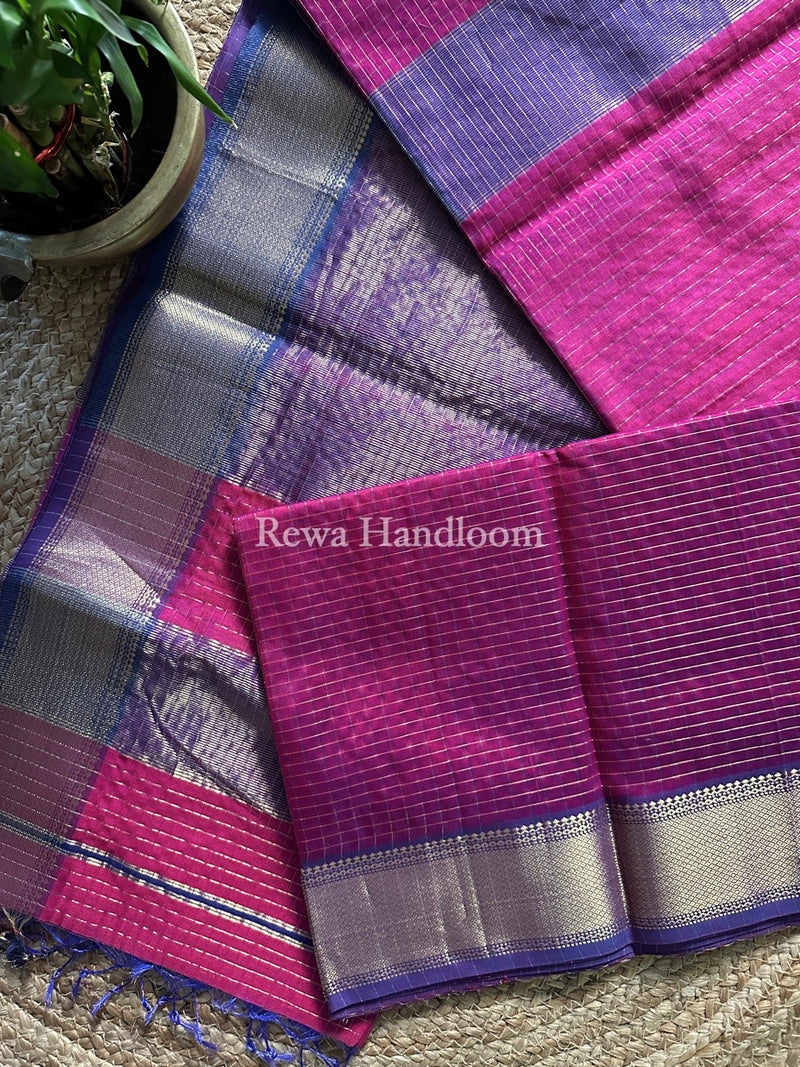  Zari Checks Saree