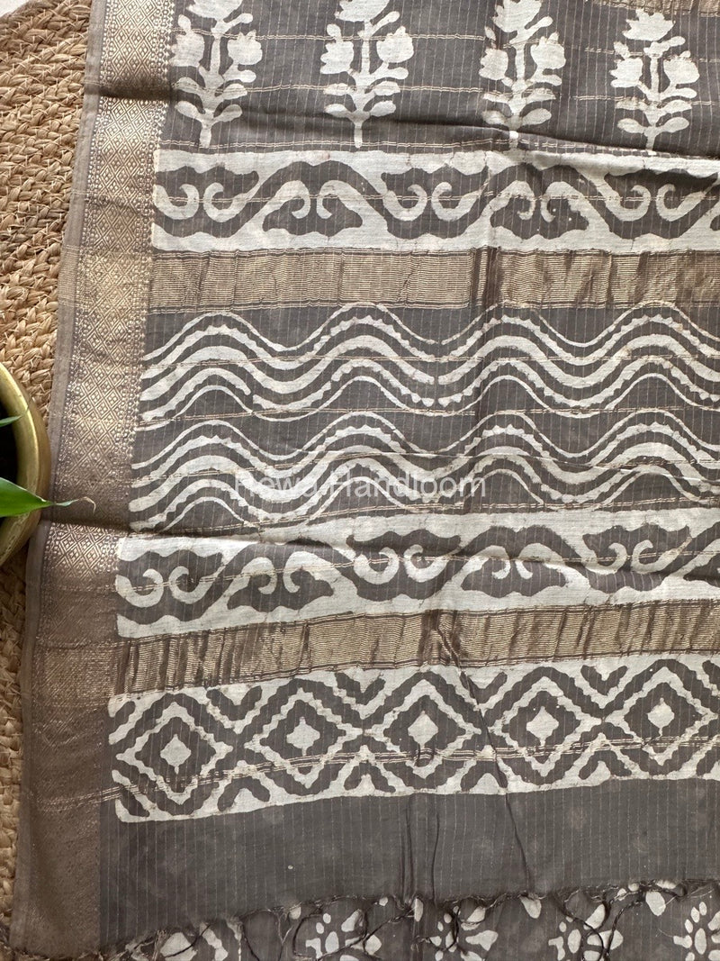 Grey Tissue Lining Kashish Print Saree TKD010