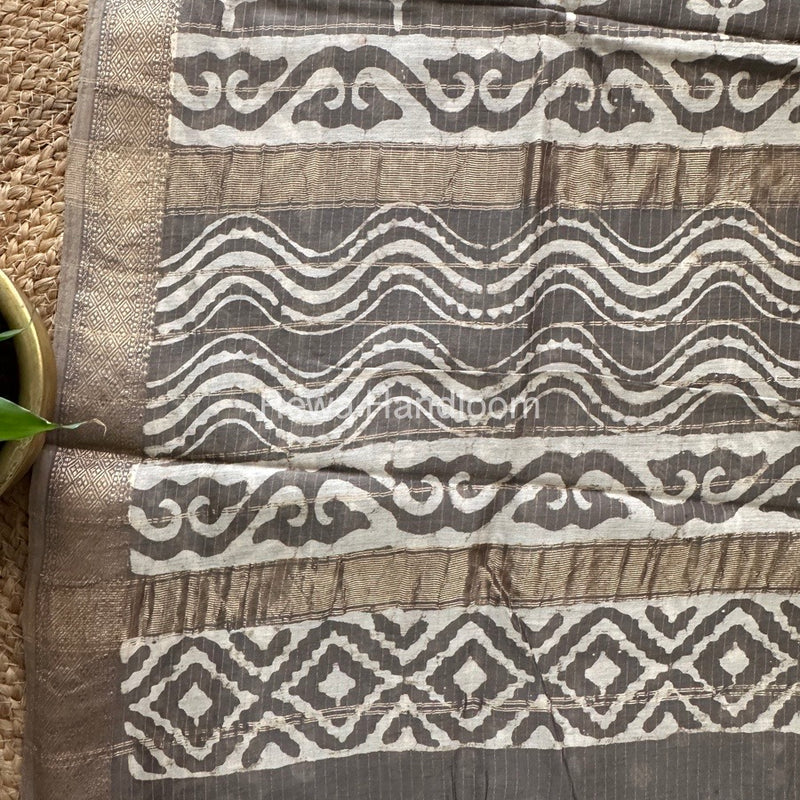 Grey Tissue Lining Kashish Print Saree TKD010
