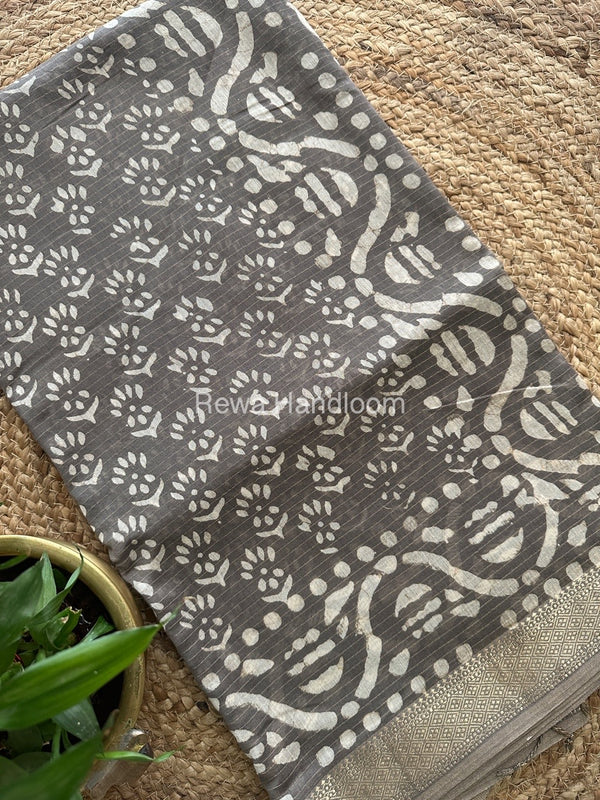 Grey Tissue Lining Kashish Print Saree TKD09