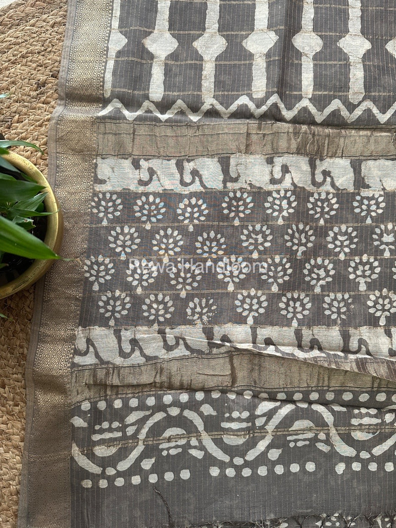 Grey Tissue Lining Kashish Print Saree TKD09