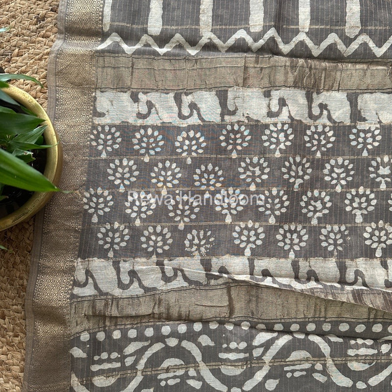 Grey Tissue Lining Kashish Print Saree TKD09