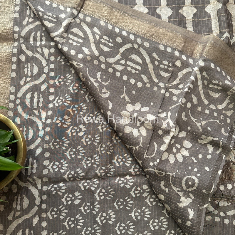 Grey Tissue Lining Kashish Print Saree TKD09