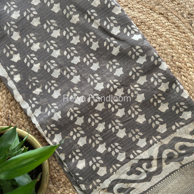 Grey Tissue Lining Kashish Print Saree TKD07