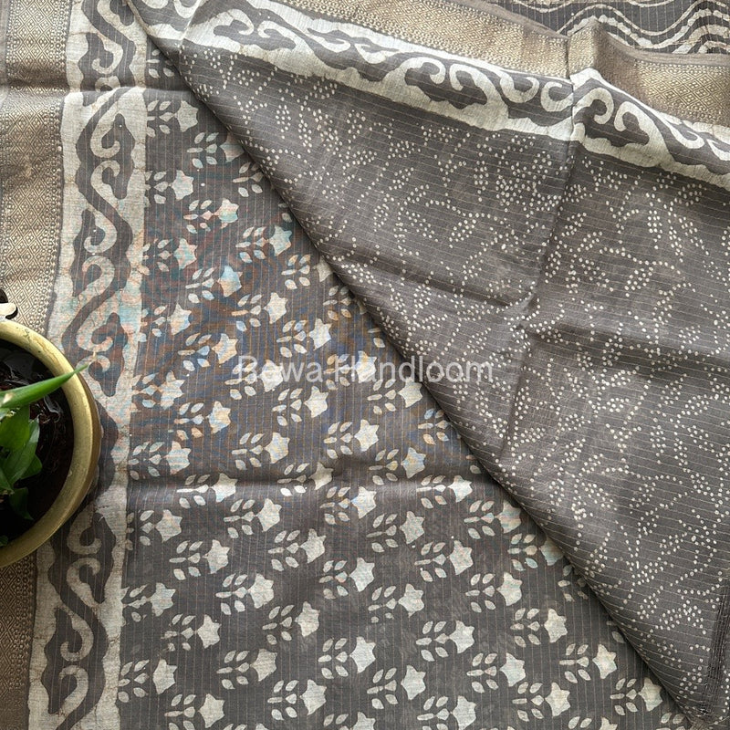 Grey Tissue Lining Kashish Print Saree TKD07
