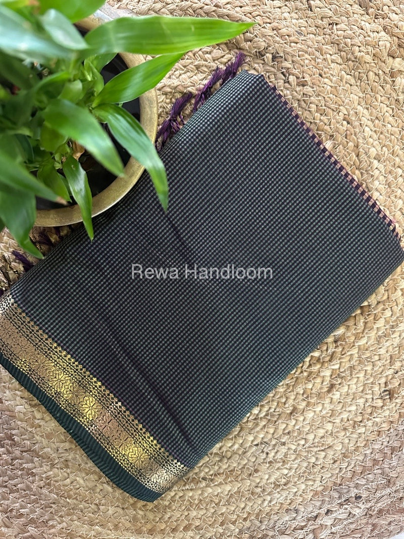 Maheshwari Green Garbha Reshami Silk Saree GS208