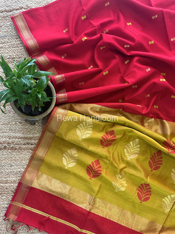  Butta Pallu Zari Border Maheshwari Saree