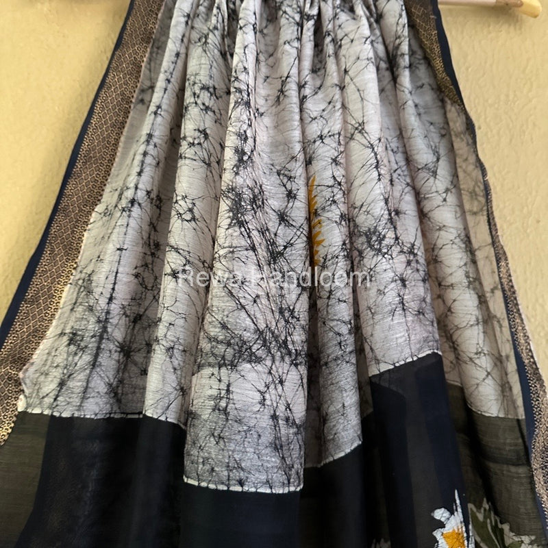 Maheshwari Black Batik Indonesian Print Saree IBS052
