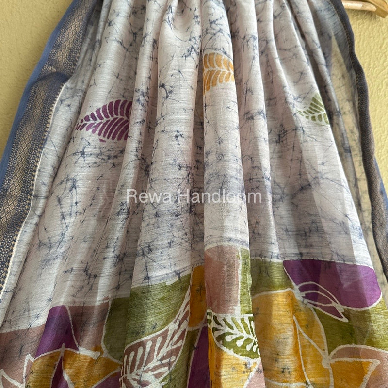 Maheshwari Grey Batik Indonesian Print Saree IBS023