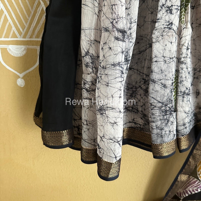 Maheshwari Black Batik Indonesian Print Saree IBS060