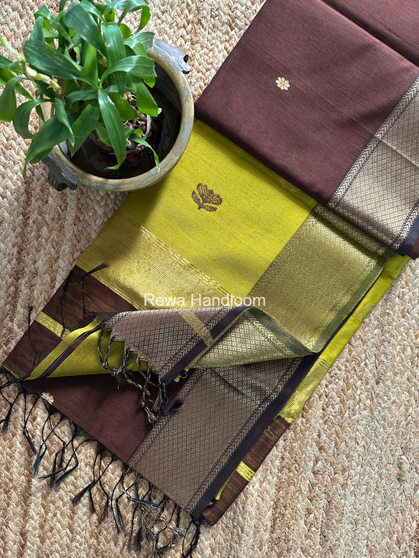 Maheshwari Lotus Butta Saree