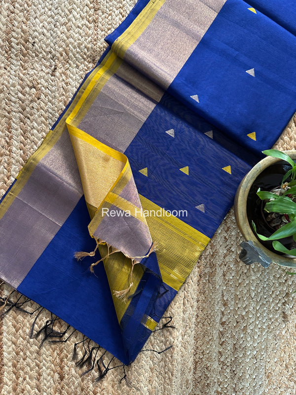 Triangle Butti Maheshwari Saree