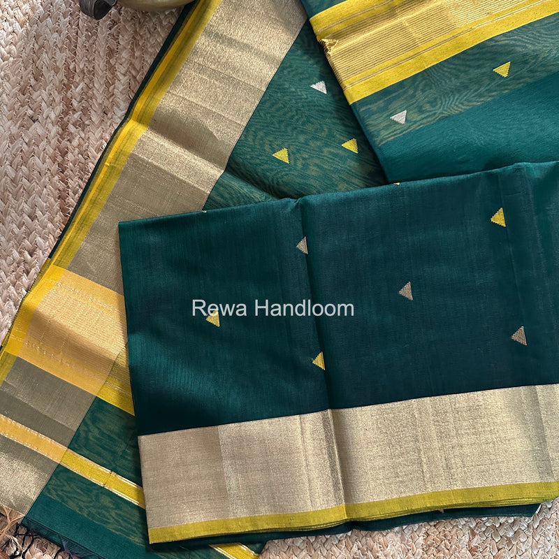 Green Triangle Butti Maheshwari Saree SB0182