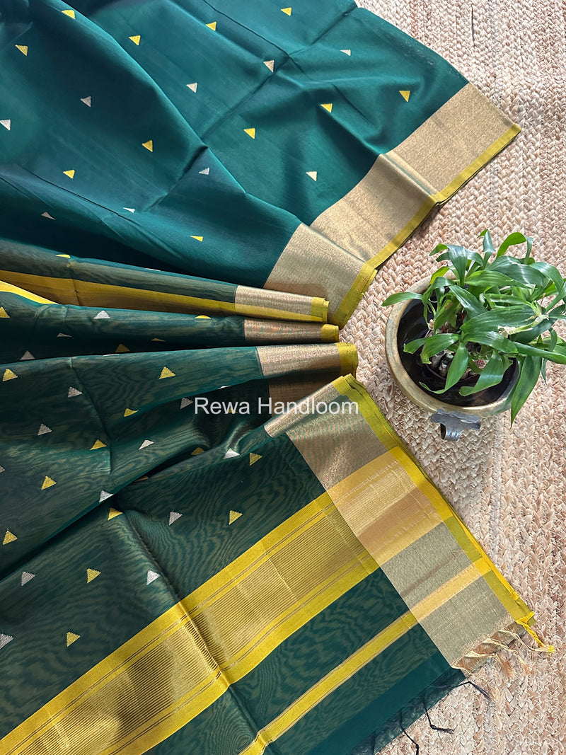 Green Triangle Butti Maheshwari Saree SB0182