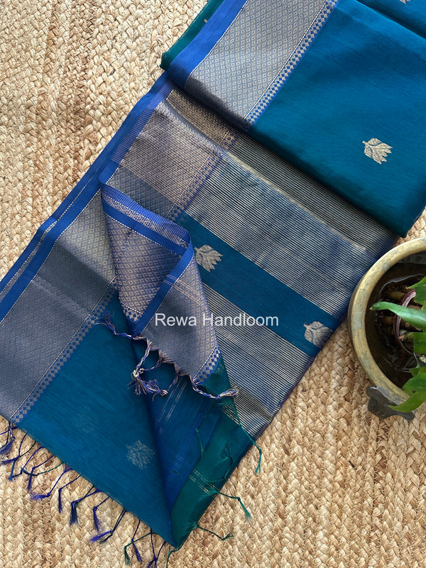 Maheshwari Lotus Shaded Butta Saree