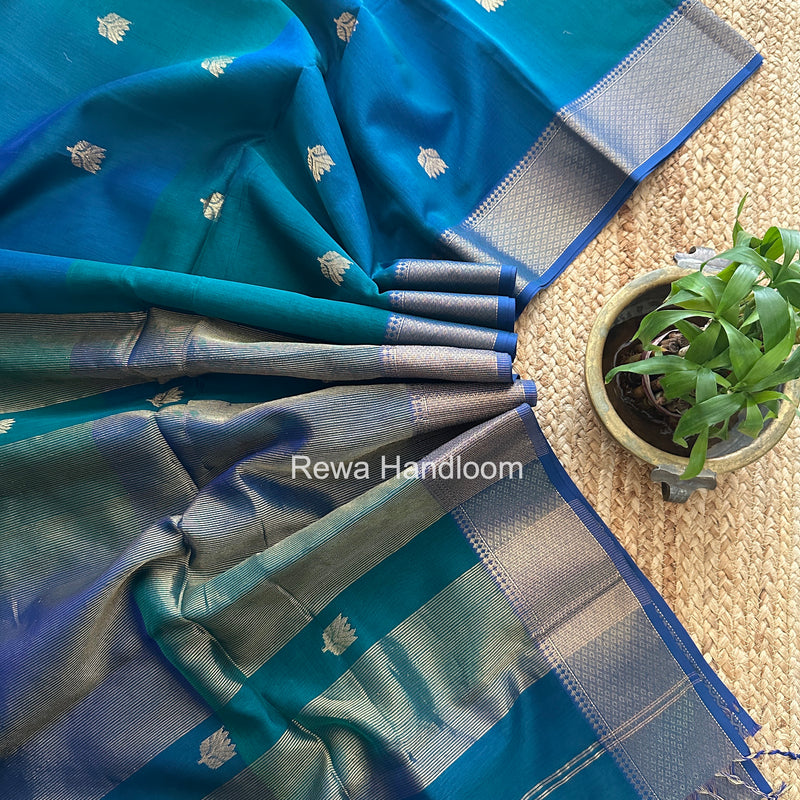 Maheshwari Morpankhi Lotus Shaded Butta Saree SLB011