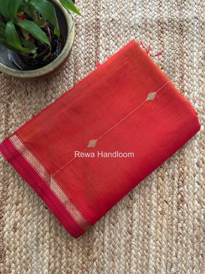 Red Lining Butti Shaded Maheshwari Saree SBS0125