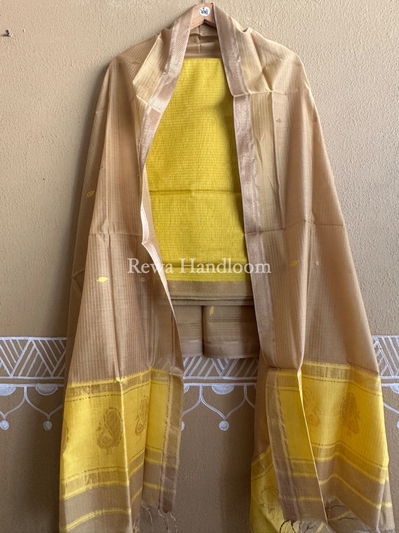 Maheshwari Peacock Buta-Buti Top-Dupatta Set
