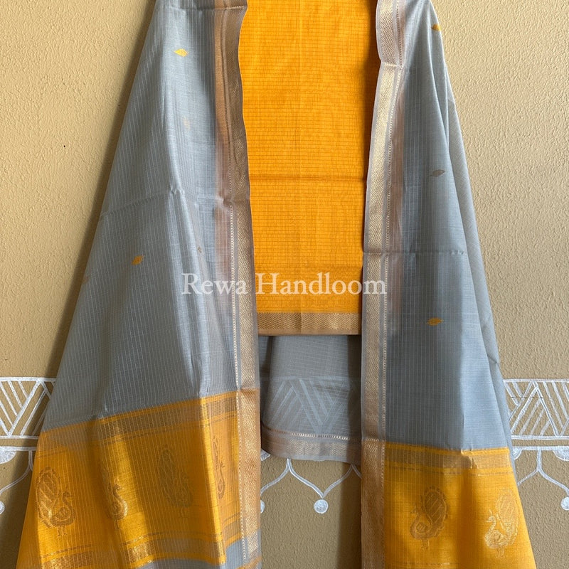Maheshwari Motifs Top-Dupatta Set