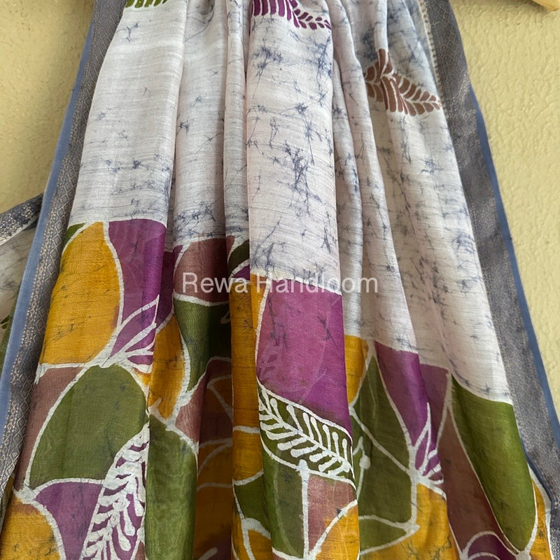 Maheshwari Grey Batik Indonesian Print Saree IBS016
