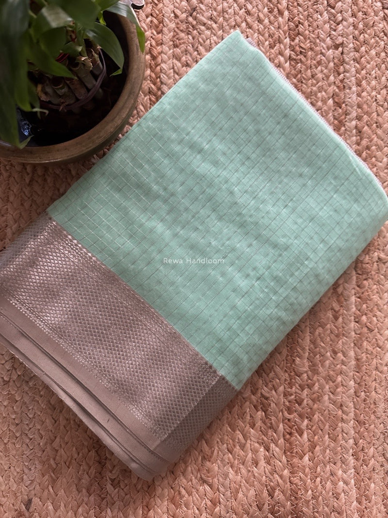 Maheshwari Sea Green Silver Zari Checks Silk Saree SZ077