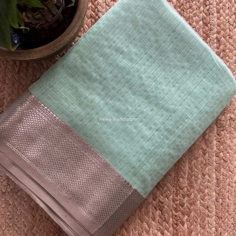 Maheshwari Sea Green Silver Zari Checks Silk Saree SZ077