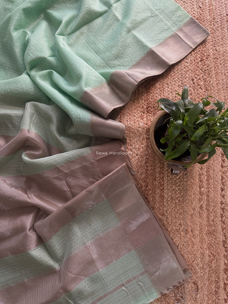 Maheshwari Light Aqua Green Silver Zari Checks Silk Saree SZ075