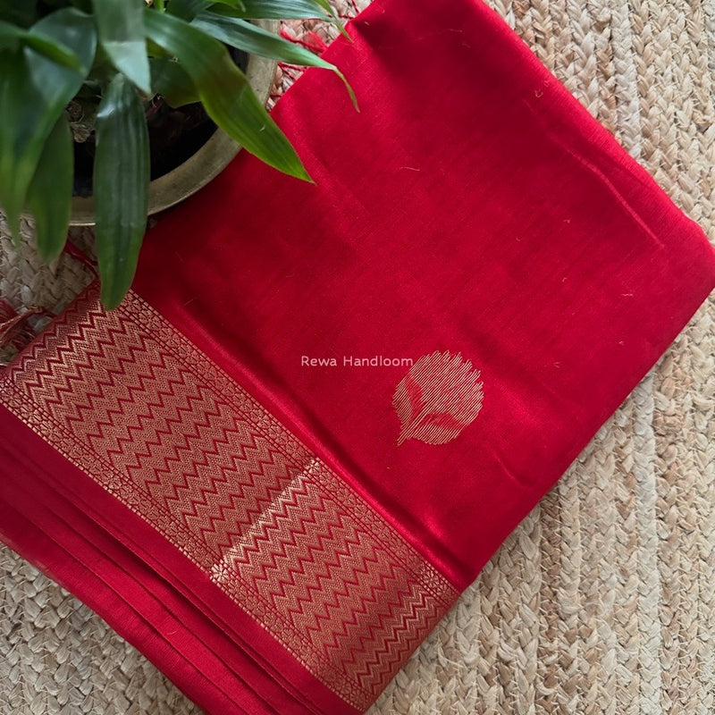 Red Butta Zari Border Maheshwari Saree LLBS012
