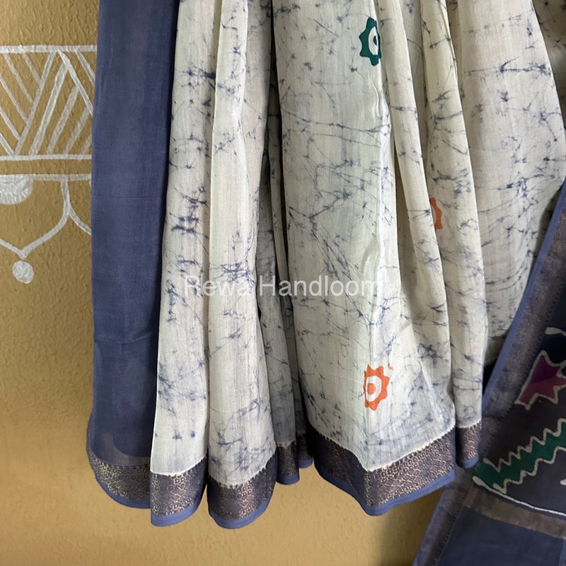 Maheshwari Grey Batik Indonesian Print Saree IBS021
