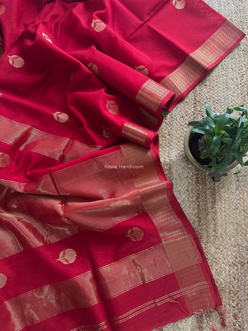 Red Butta Zari Border Maheshwari Saree LLBS012