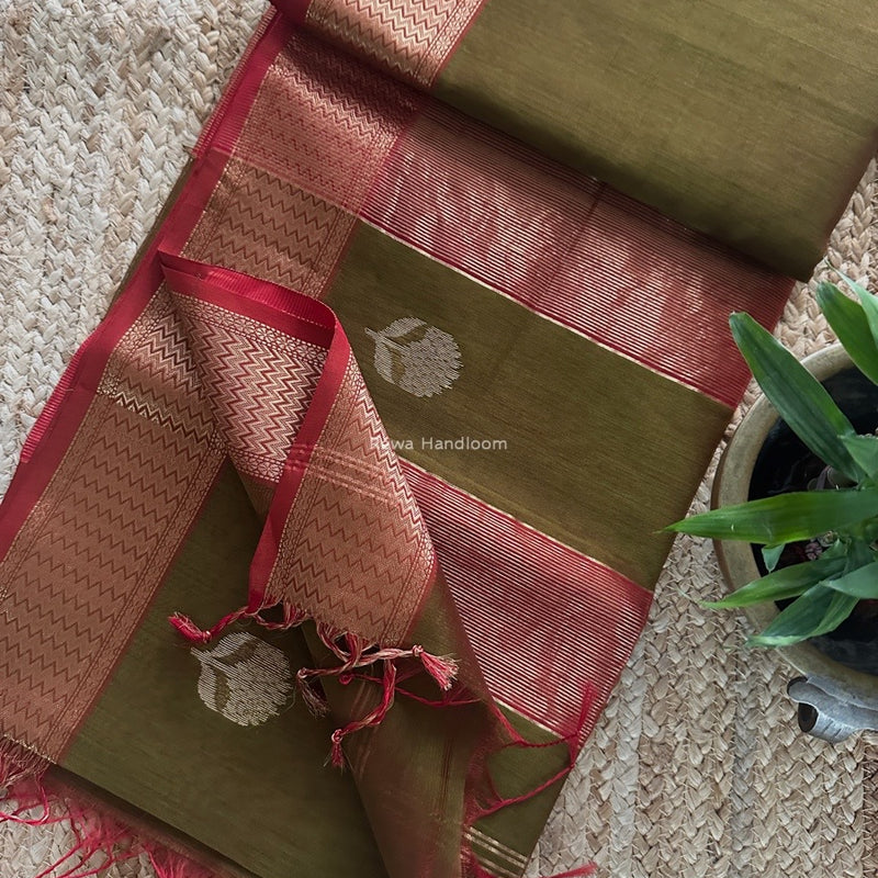 Butta Zari Border Maheshwari Saree 