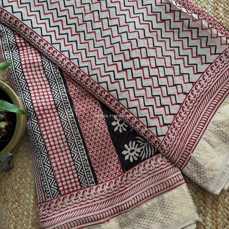 Maheshwari Bagh Print Small Border Saree 