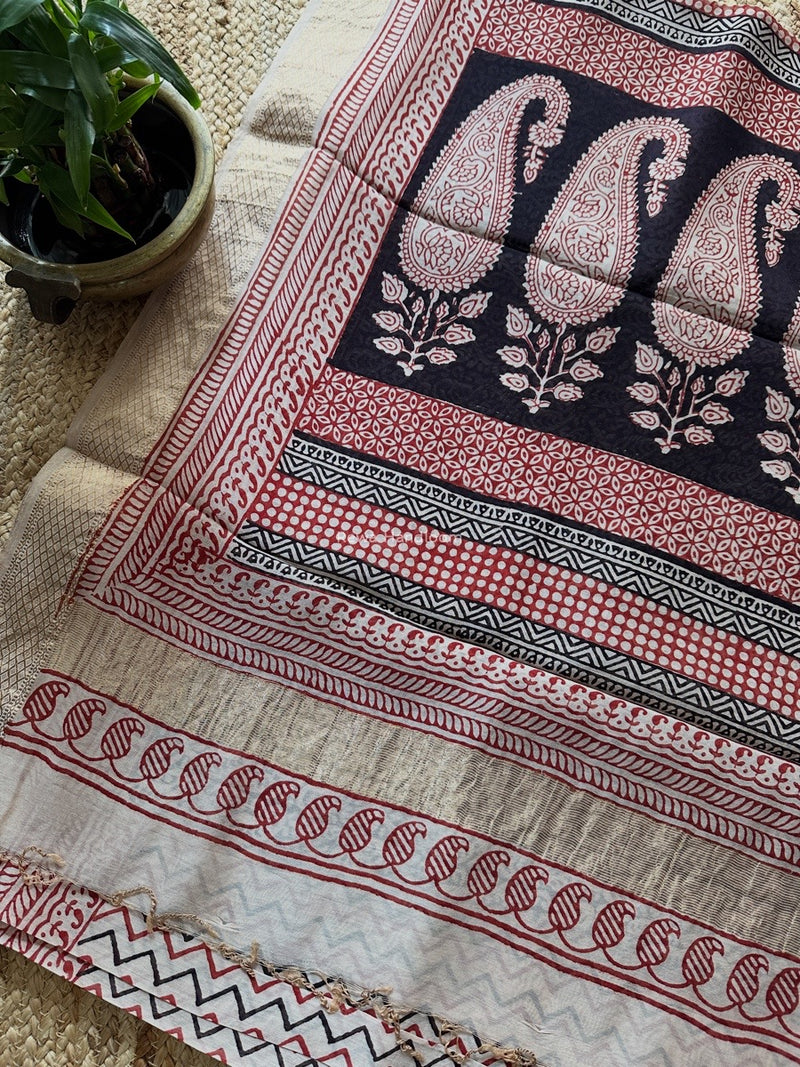 Maheshwari White Bagh Print Small Border Saree MTBS116