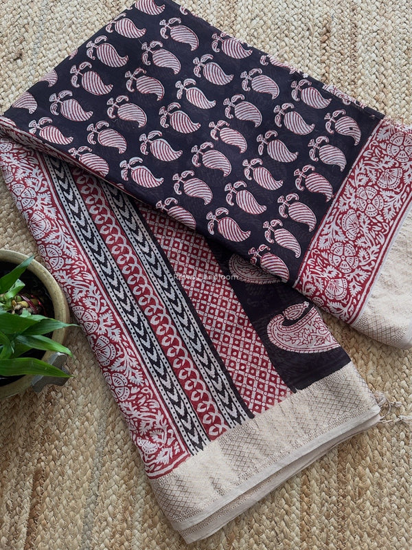 Maheshwari Bagh Print Small Border Saree