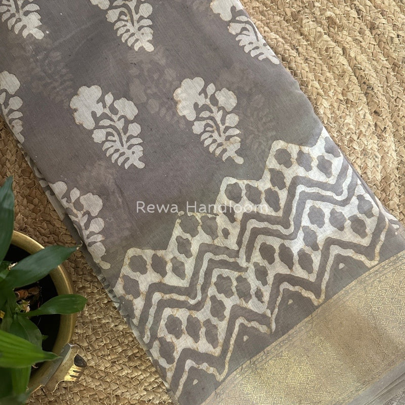 Grey Dabu Kashish Cotton Print Saree KD01